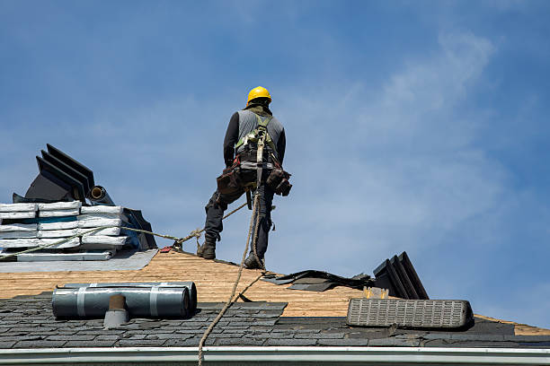 Professional Gutter Installation technician working in Mountain Home AFB, ID